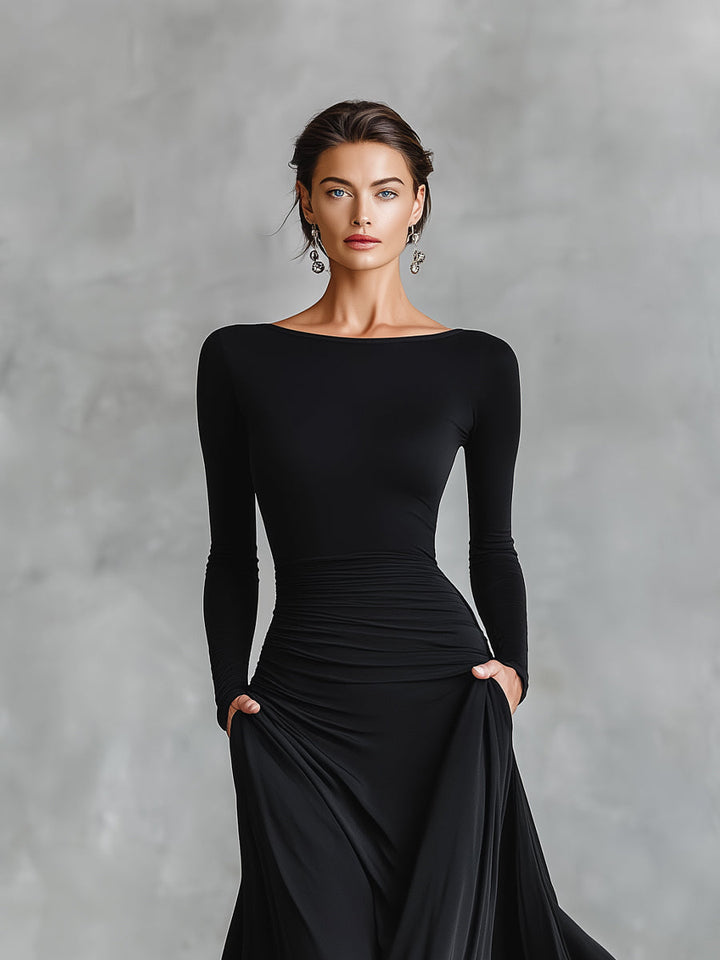 Robe maxi élégante à plis fluides