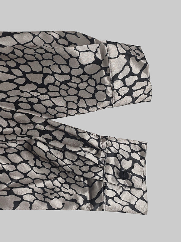 Chemisier effet satin à motif artistique