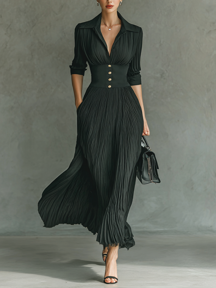 Robe longue plissée de luxe avec ceinture ajustable et col tailleur