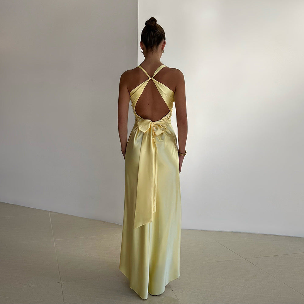 ROBE SATINÉE HALTER